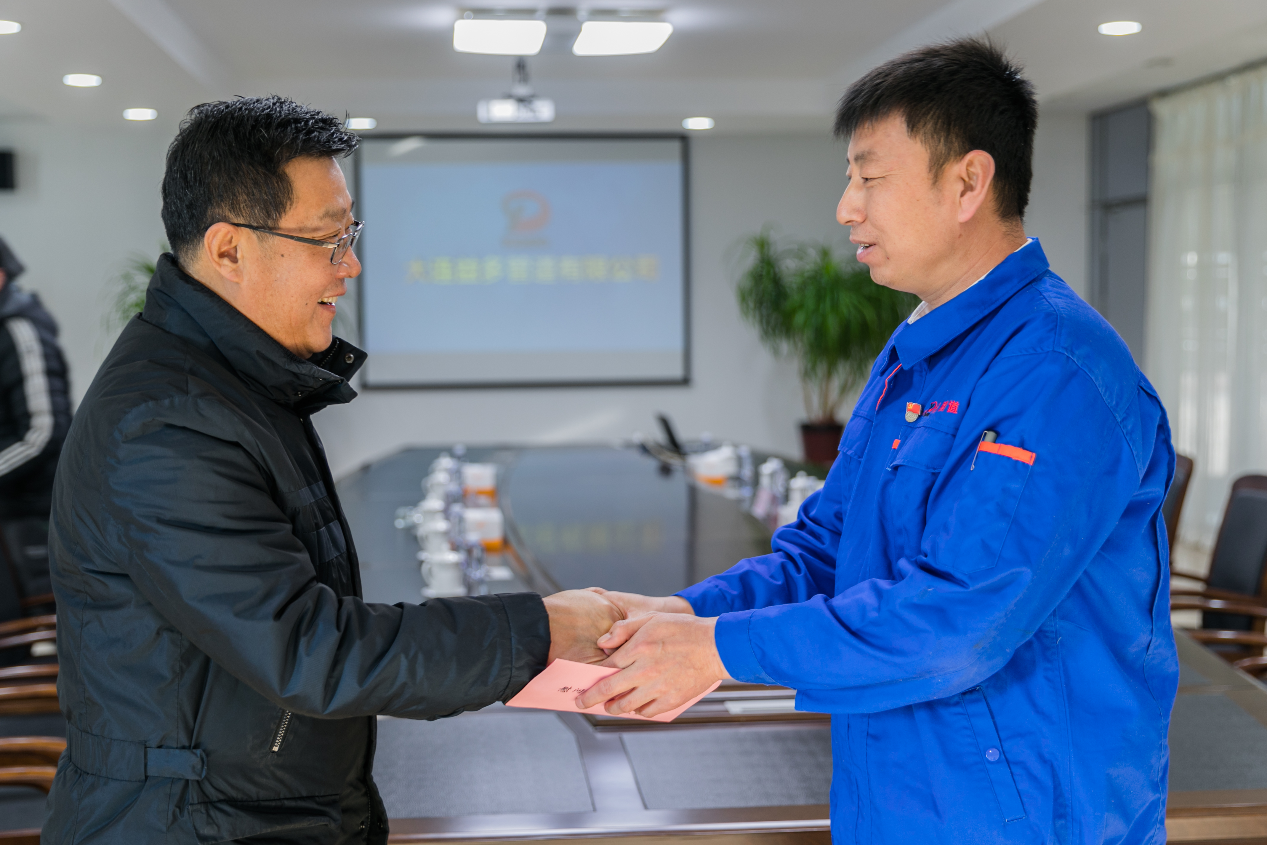 华人策略celue地址