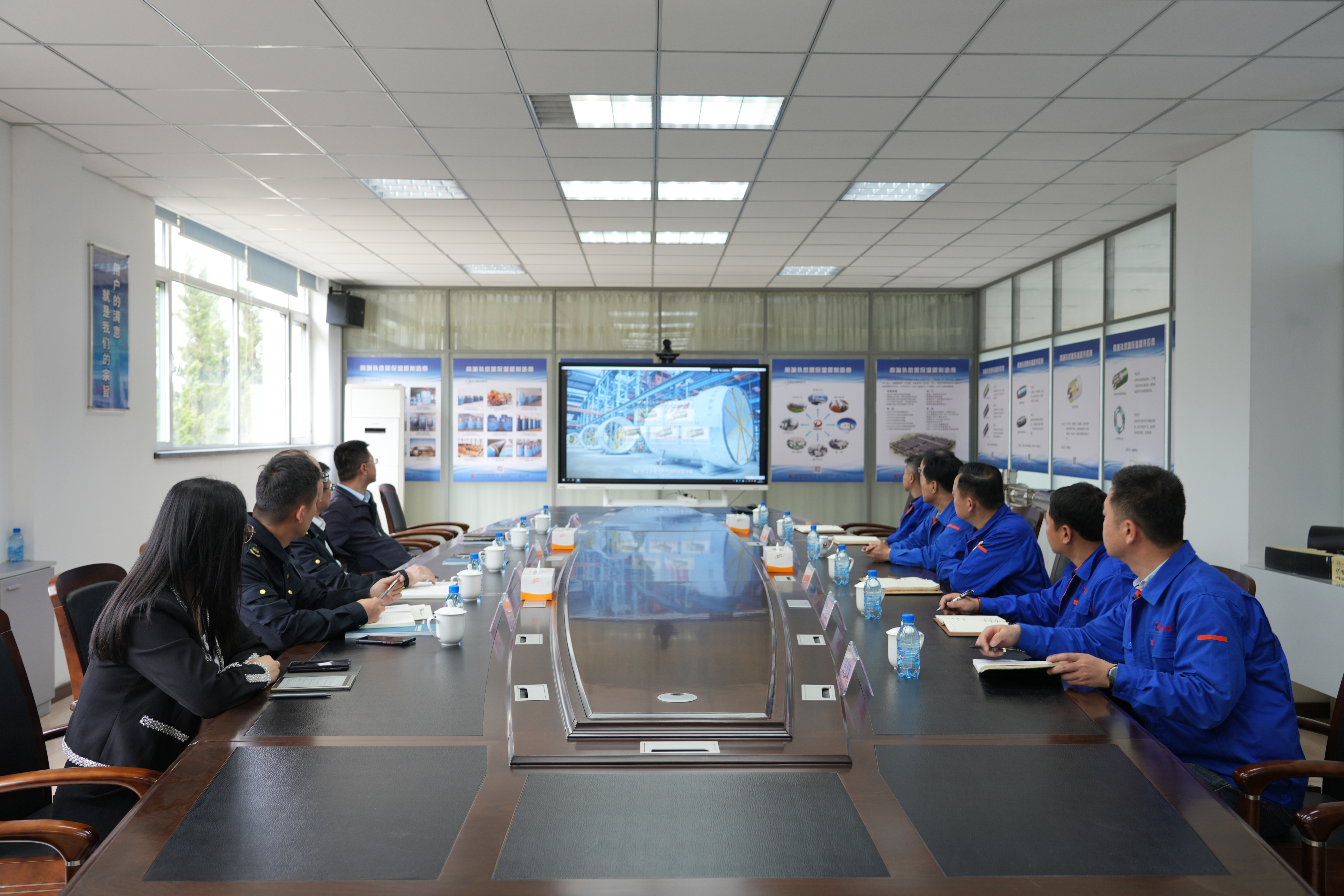 华人策略celue地址